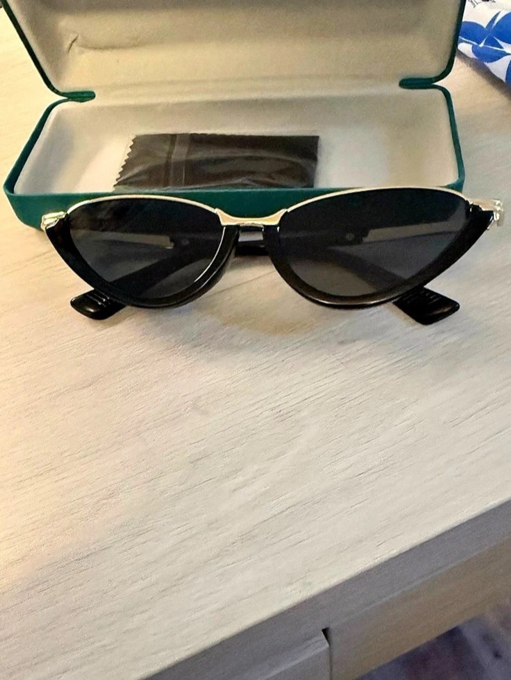 Elliot Vaughn Odessa Cat-Eye Sunglasses Black
